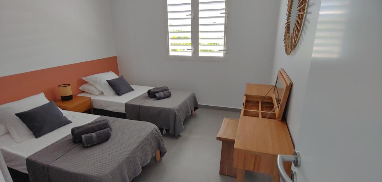 Villa Fleur De Goyave - Tres Bien Ventilee - Vue Degagee แซงต์-ฟรองซัวส์ ภายนอก รูปภาพ